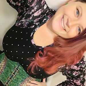 Meet your Posher, Rebecca